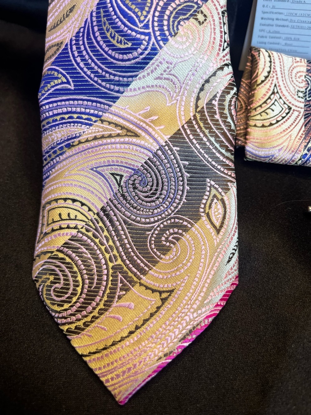 Men's Paisley Silk Tie Set in Purple, Gold & Brown - Picture 3 of 4